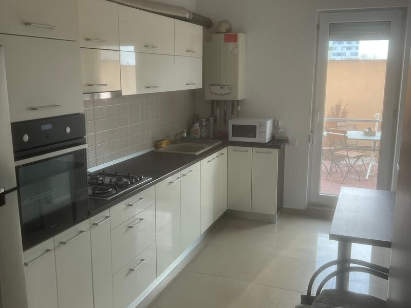 Drumul Taberei, Prelungirea Ghencea, apartament 2 camere, curte,